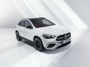 سيارة GLA الجديدة من مرسيدس-بنز: رياضية ومدمجة ومليئة بالابتكارات