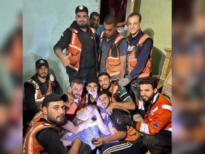 Miracle! newborn baby pulled alive from under rubble in Gaza
