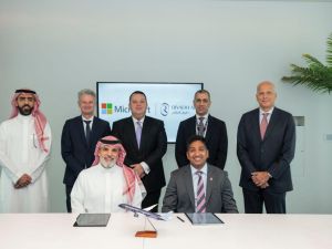 طيران الرياض و"مايكروسوفت" توقعان مذكرة تفاهم لدفع عجلة الابتكار والاستدامة بقطاع الطيران