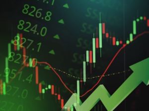 US Indexes close with slight gains as investors await federal reserve policy statements and corporate earnings