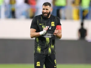 Ittihad's French forward #09 Karim Benzema gestures during the Saudi Pro League football match between Al-Ittihad and Al-Akhdoud at Prince Hathloul bin Abdulaziz Stadium in Najran on September 14, 2023. (Photo by AFP)