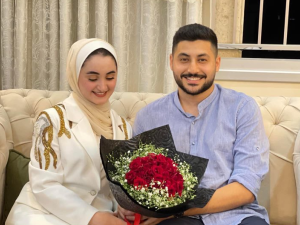 أحمد الحناوي وزوجته