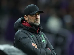Liverpool's German manager Jurgen Klopp reacts as he watches is side from the technical area during the UEFA Europa League Group E football match between Toulouse FC (TFC) and Liverpool at the Stadium de Toulouse, in Toulouse, southwestern France on November 9, 2023. (Photo by Charly TRIBALLEAU / AFP)
