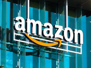amazon logo
