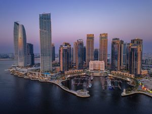 Emaar Celebrates the Launch of Dubai Metro's Blue Line with a Spectacular Projection at Burj Khalifa