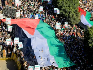 الحوثيين قطعو الطريق البحري امام اسرائيل