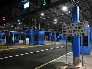  تم انضمام  بلغاريا ورومانيا جزئيًا إلى منطقة شنغن