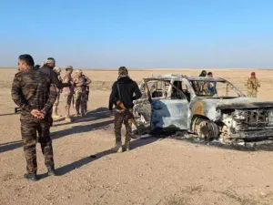سيارة