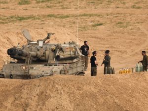 اعلن حزب الله اللبناني عن مقتل اكثر من 100 من عناصره في المعارك الدائرة مع قوات الاحتلال