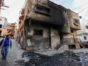  استشهاد أكثر من 295فلسطينيا  واعتقال أكثر من 4400 مواطن فلسطيني.