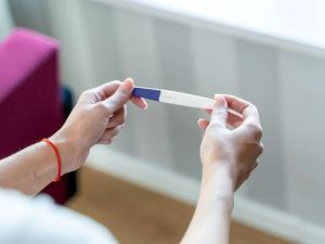 متى يعطي اختبار الحمل نتيجة خاطئة