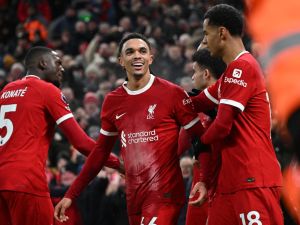 تشكيلة ليفربول المتوقعة ضد سانت جيلواز في الدوري الأوروبي 2023-24