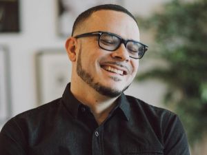 الناشط جيفري كينغ 