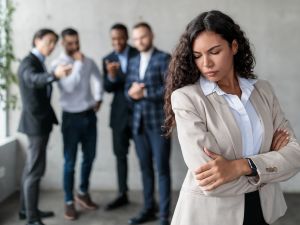4 خطوات لمكافحة التنمر في مكان العمل