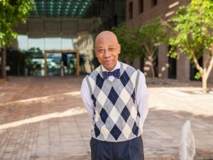 Carnegie Mellon math professor retires after 20 years at Qatar campus