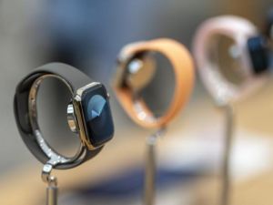 U.S. import ban on certain Apple Smartwatch models takes effect following patent dispute