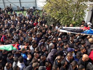 تشييع جثامين شهداء فلسطينيين سقطوا برصاص الإحتلال الاسرائيلي في الضفة الغربية