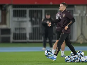 Germany's players including Germany's midfielder #17 Florian Wirtz take part in a training session of Germany's national football team in Vienna on November 20, 2023, on the eve of the international friendly football match between Austria and Germany. (Photo by Joe Klamar / AFP)