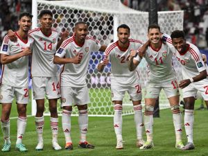 الإمارات تتفوق على هونغ كونغ (Photo by HECTOR RETAMAL / AFP)