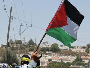يرى سياسيون أنه حان الوقت لإقامة الدولة الفلسطينية ذات السيادة 