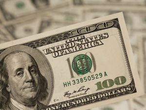 مصر: 1000 دولار تكلفة إصدار بطاقة إقامة للأجانب