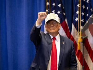 Donald Trump wins Iowa 2024 caucus despite challenges. (Christian MONTERROSA/ AFP)