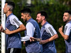 قائمة القنوات الناقلة والمعلقين لمباراة الهلال وإنتر ميامي اليوم