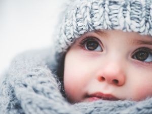 كيف نضمن صحة الأطفال حديثي الولادة أثناء الطقس البارد؟