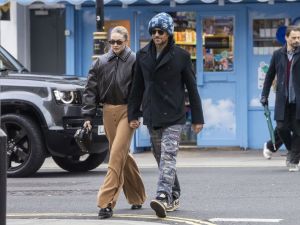 Gigi Hadid walk Bradley Cooper confirm their romance with a hand-holding stroll in London in first PDA photos. (X)