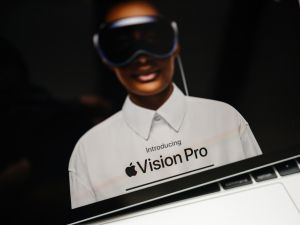 Vision Pro. (Shutterstock)