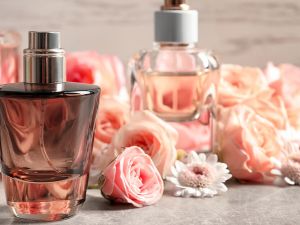 محلات عطور في دبي مول