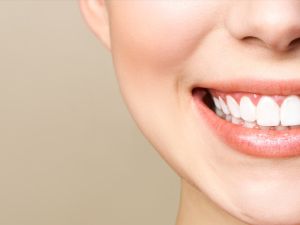 أفضل 8 عيادات للحصول على ابتسامة هوليود في دبي
