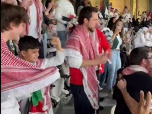 نجل الدحدوح مع ولي العهد الاردني وشقيقه الامير هاشم
