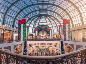 دليل محلات مول الإمارات: الأنشطة والخدمات