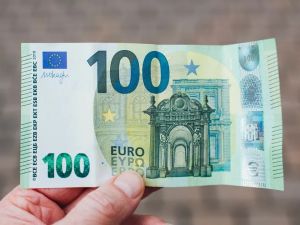 سعر اليورو في سوريا اليوم في السوق السوداء