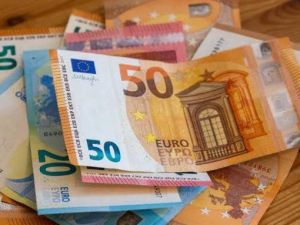 سعر اليورو في سوريا اليوم