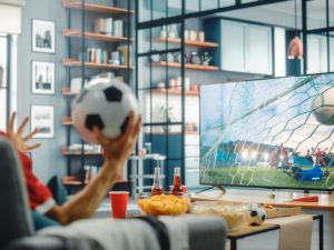 سناكات خفيفة أثناء مشاهدة مباريات تصفيات كأس العالم