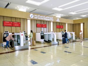 طيران الإمارات تحتفل بأنجح موسم شتاء في مناولة الأمتعة