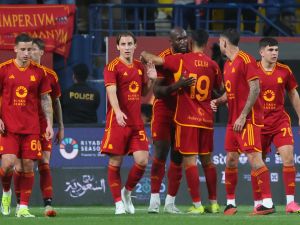 تشكيلة روما المتوقعة اليوم ضد فينورد في الدوري الأوروبي 2023-24