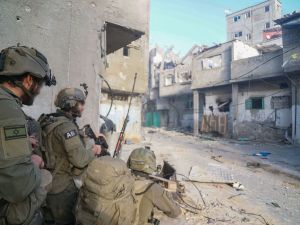 Israeli soldiers