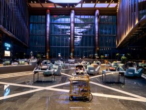 Rixos Premium Dubai and Forever Rose Join Forces for a Romantic Lobby Takeover this Valentine's Day