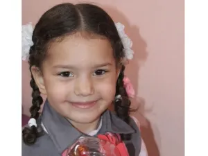  الطفلة هند (6 سنوات)