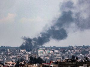 معارك عنيفة في خان يونس جنوب قطاع غزة