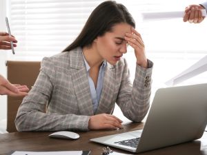 7 مؤشرات على أنك تعمل في مكان عمل سام