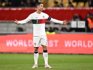كريستيانو رونالدو يغيب عن اللقاء (Photo by SEBASTIEN BOZON / AFP)