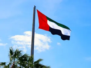 علم الإمارات