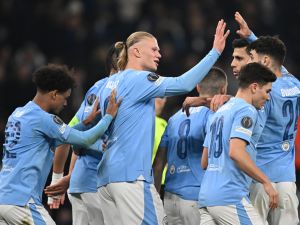 مانشستر سيتي يسعى لمواصلة مسيرته في كأس الاتحاد الإنجليزي (Photo by Paul ELLIS / AFP)