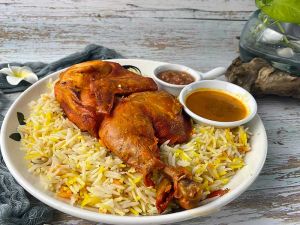 مطاعم مندي في دبي مول