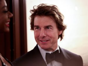 TOM CRUISE
