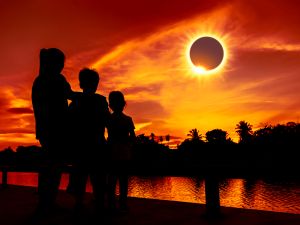 Cellular networks to be disrupted by upcoming solar eclipse next month
